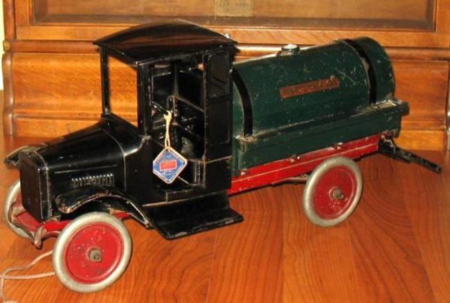 ANTIQUE TOY TRUCKS TOY VEHICLES  PLANES - COMPARE PRICES, READ